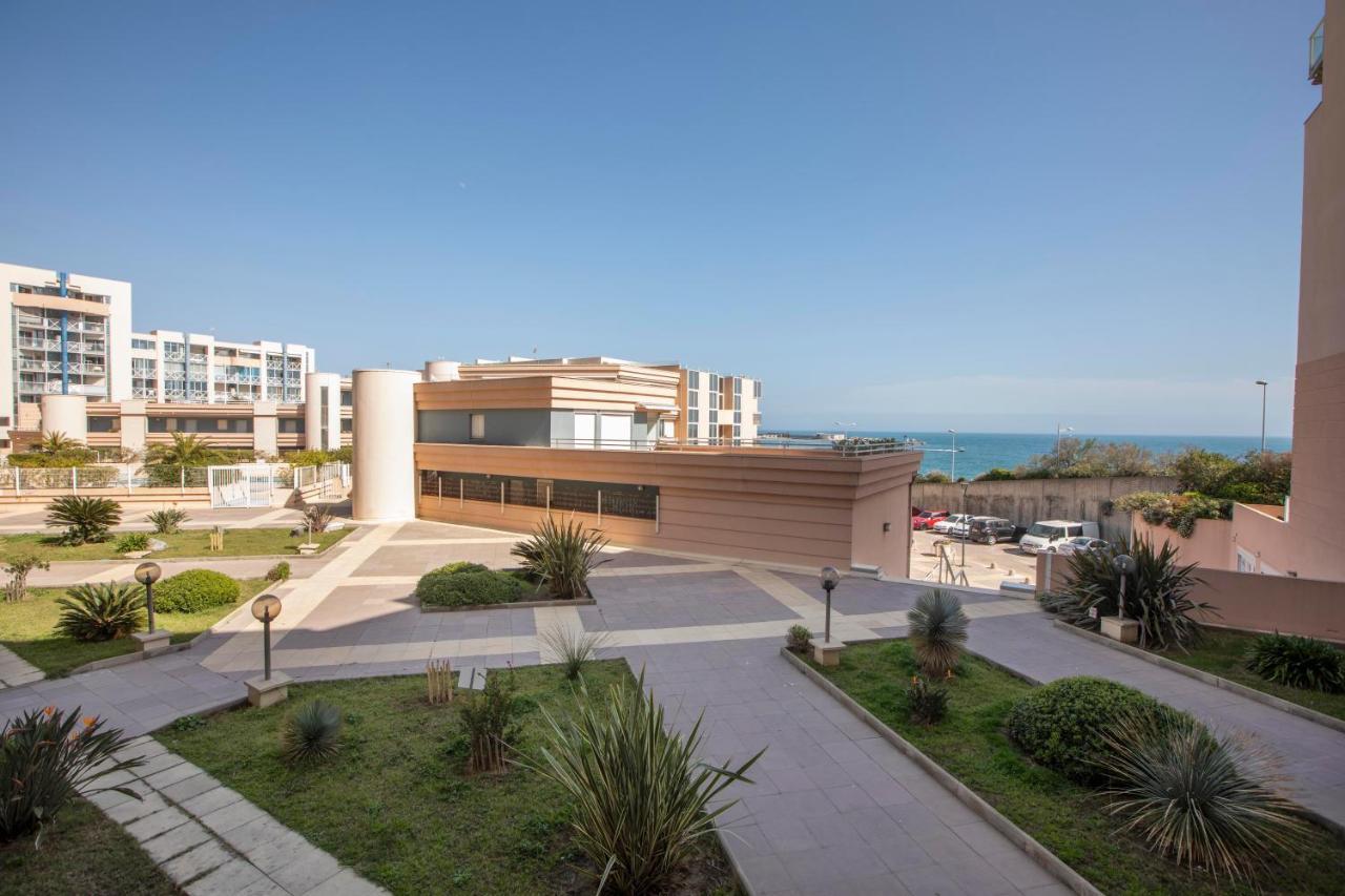 Appartement T3 Traversant Résidence Standing Garage et Piscine Extérieure GRATUITS Sète Esterno foto